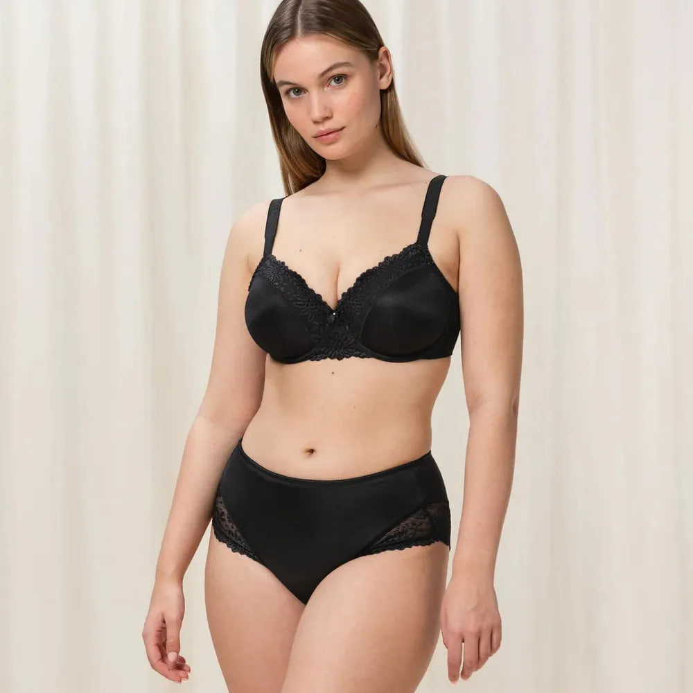 Бюстгальтер Минимайзер Triumph Ladyform Soft W X