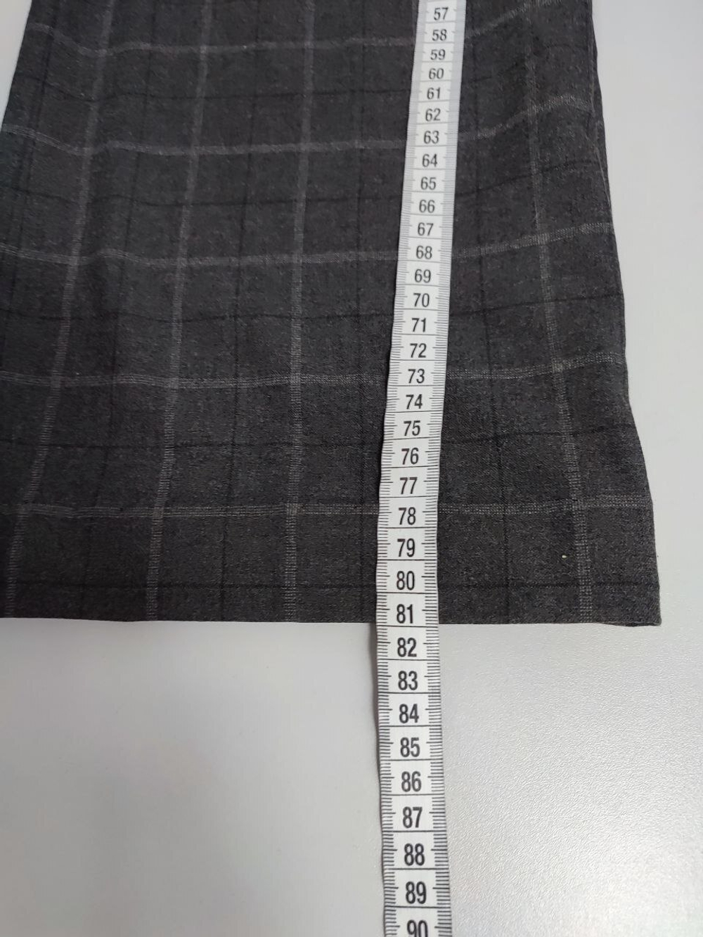 Брюки в клетку серые 40 размер