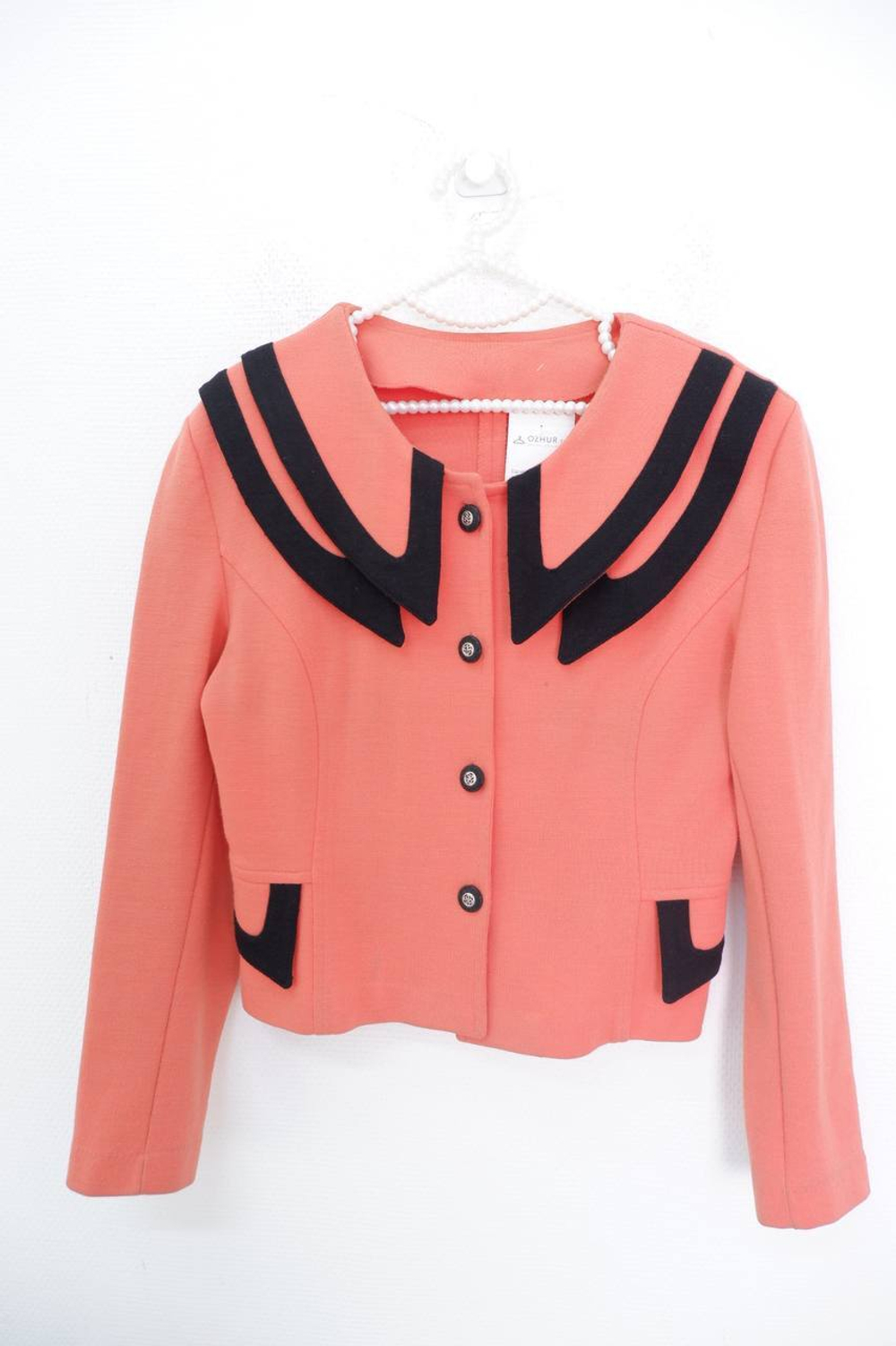 Кофта шерстяная на пуговицах 48 размер