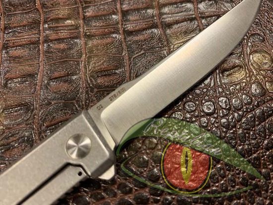 Складной нож Reptilian Цербер c клинком из стали D2, рукоять Stainless Steel