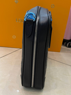 Портфель Louis Vuitton