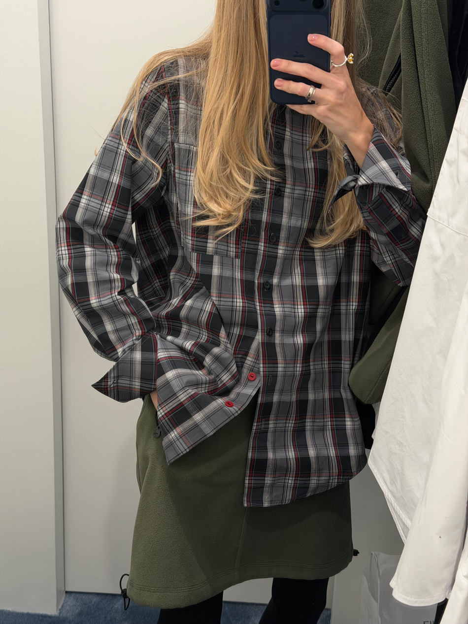 Рубашка с широкими манжетами в клетку