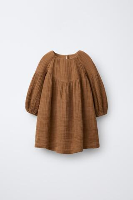 ZARA ПЛАТЬЕ ИЗ ЖАТОЙ ТКАНИ, КАРАМЕЛЬНЫЙ