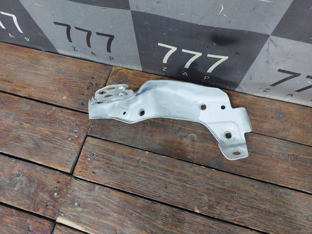 Кронштейн крыла переднего правого Haval Jolion 21-нв Б/У Оригинал 5010233XST01A