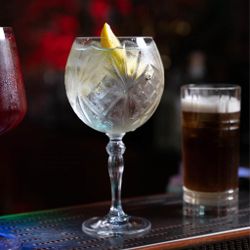 Бокал для коктейля 650 мл хр. стекло d 7/10,3 см h21 см Ballon   RCR [6]