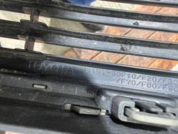 Решетка радиатора Toyota Land Cruiser Prado 150 Б/У Оригинал 5310160F10