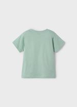 две футболки с шортами