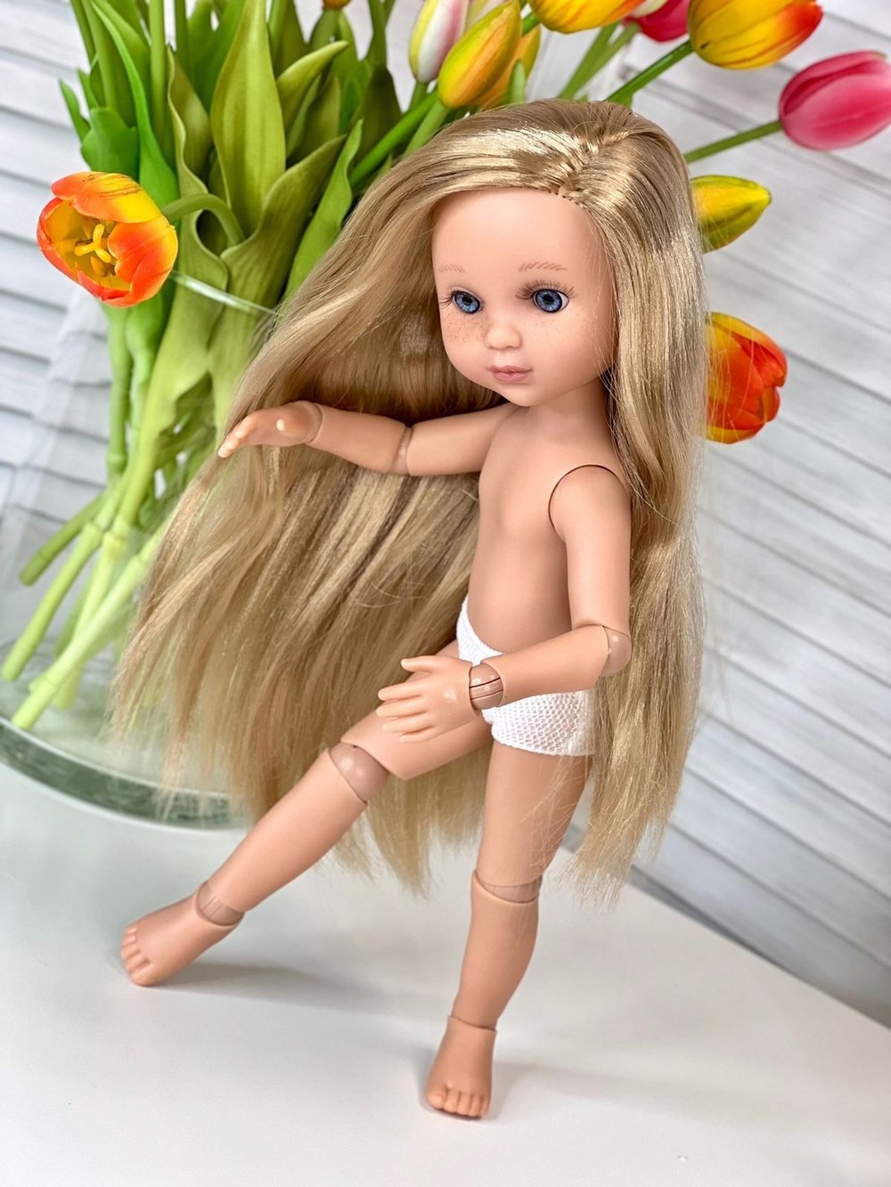 Кукла BERJUAN виниловая шарнирная 35см Ева (4820A)