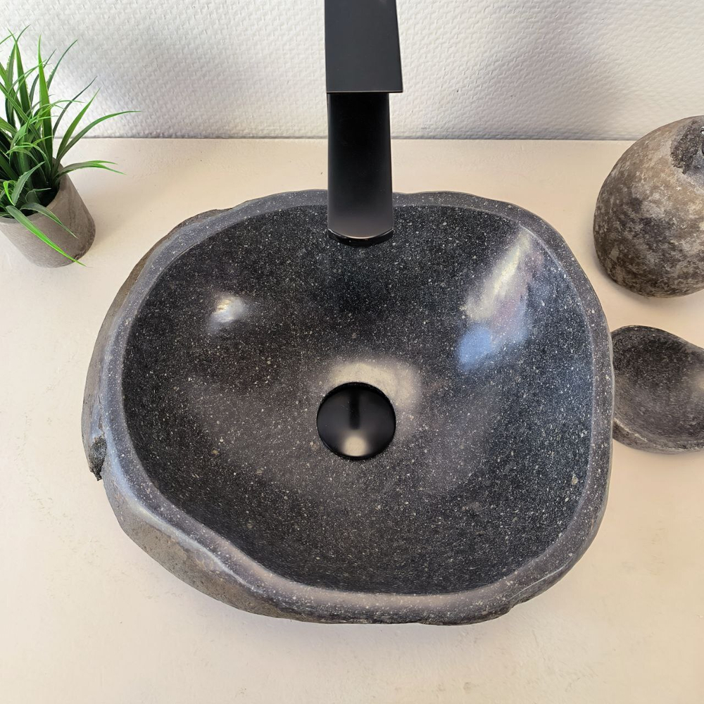 Раковина из речного камня RS-66022 39х32х15 из натурального камня