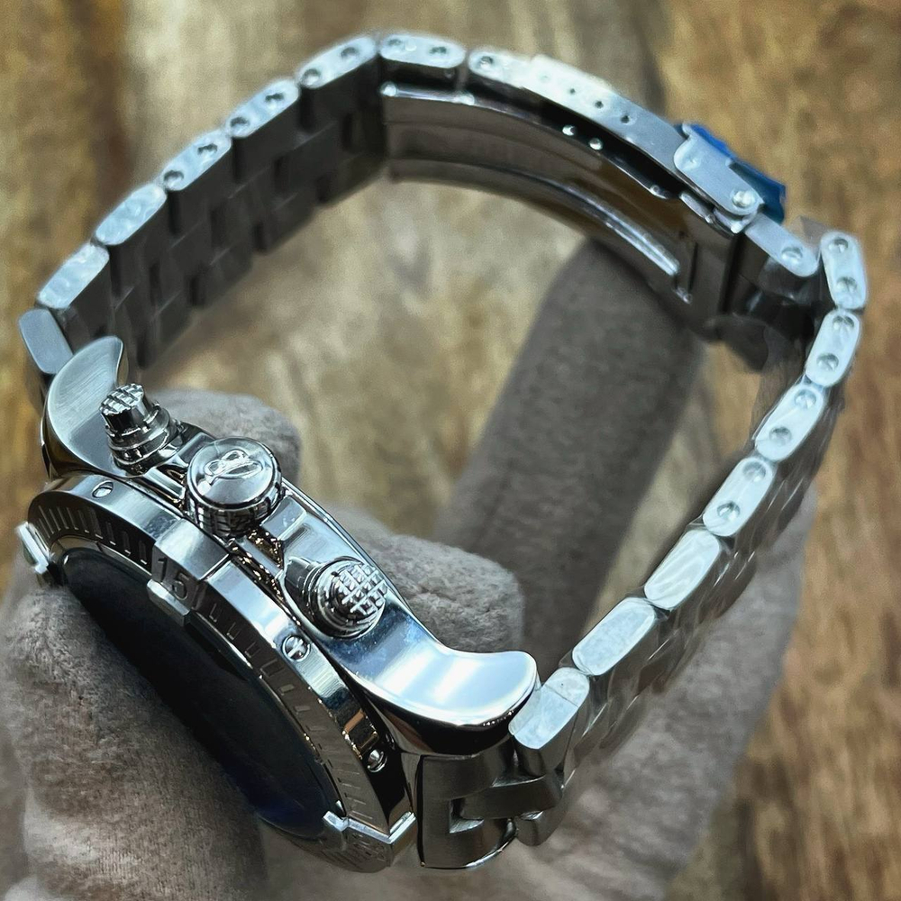 Часы Breitling