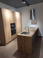 Кухня с островом — современный дизайн и надежность