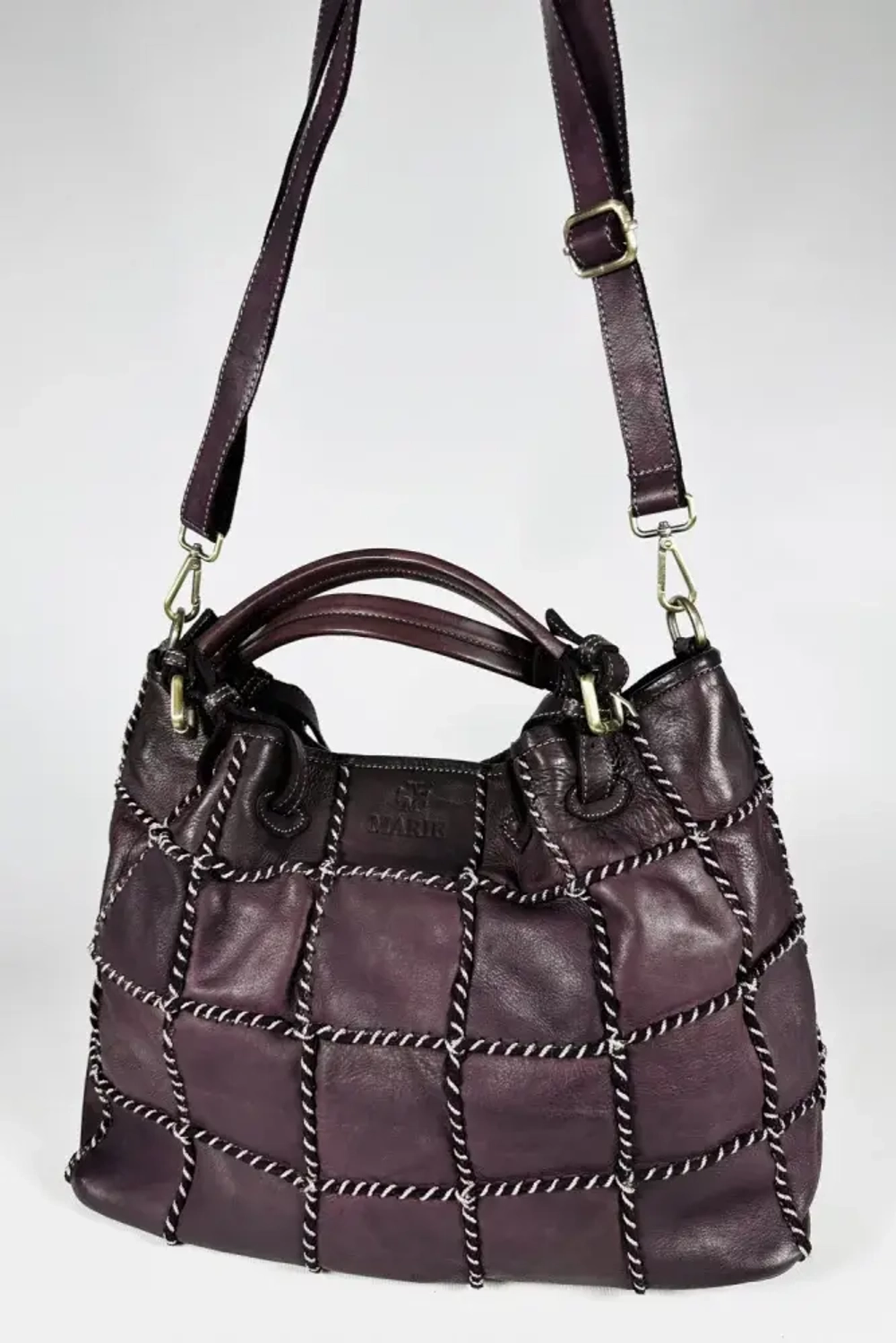 Женская сумка из натуральной винтажной кожи бордового цвета