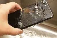 Чистка после попадания в воду iPhone 6s Plus