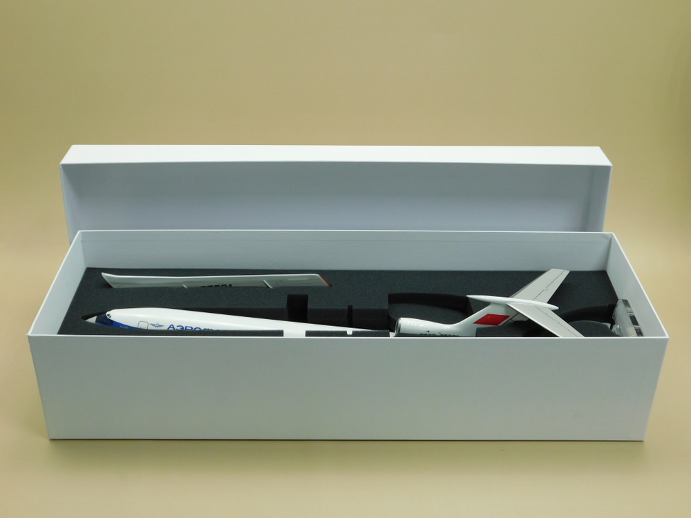 Модель самолета Ту-154М (М1:72, Аэрофлот СССР-85631)