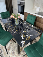 Стеклянный раздвижной стол "Черный мрамор" и стулья "ГУЧИ" изумруд