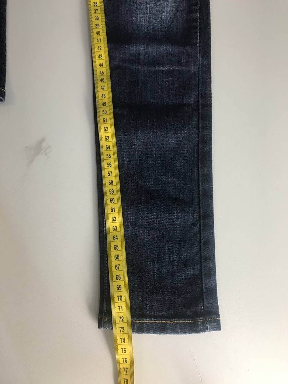 Джинсы Mango практичные, маркировка 32, визуально на 40 размер