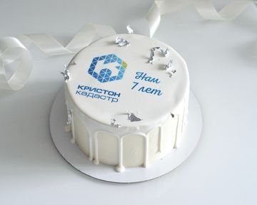 Торт с логотипом на день рождение компании с фотопечатью