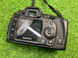 Samsung GX-10 Kit Schneider Kreuznach 18-55mm