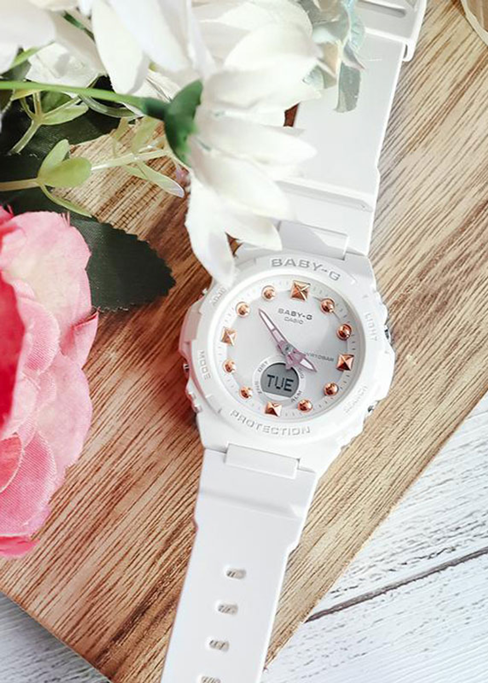 Часы Casio BGA-320-7A2