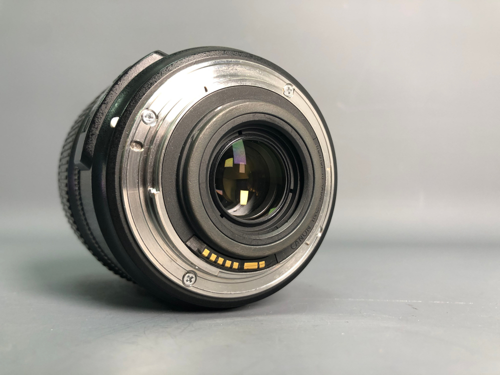 Canon EF-S 15-85mm f/3.5-5.6 IS USM