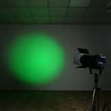 LED Fresnel Spotlight with Auto Zoom — Fresnel прожектор 350 Вт RGBW с авто-зумом 15–50°