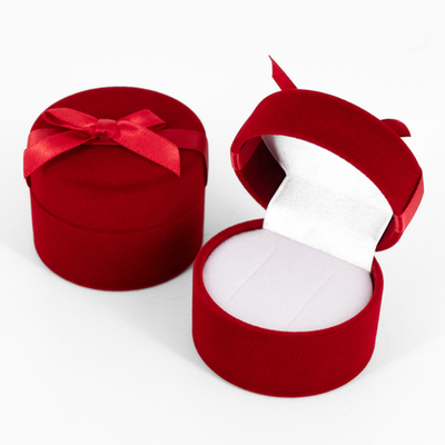 Футляр круглый с бантиком, серия "Романтика".