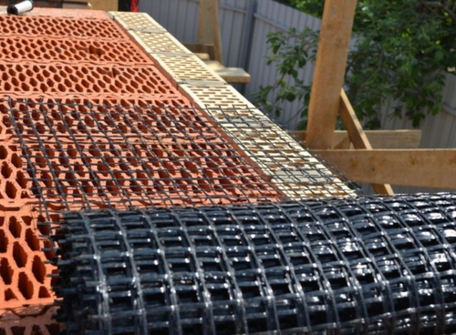 Базальтовая сетка СБНПс Гридекс Универсал 50кН/м (25х25)-50см (50м)