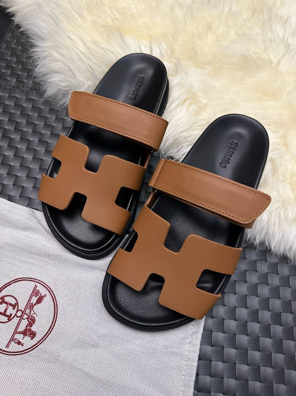 Шлепанцы Hermes