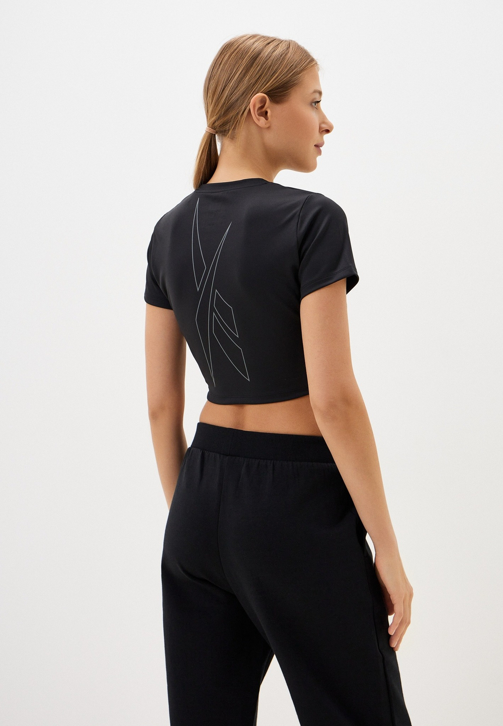 Футболка женская REEBOK LUX BOLD CROP TEE