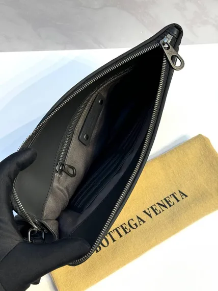 Клатч кожаный Bottega Veneta