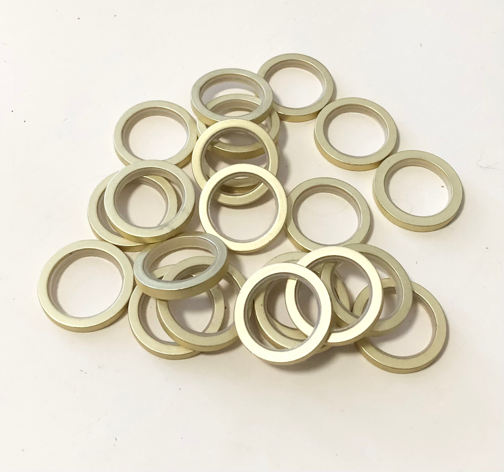 Кольцо плоское бесшумное для труб d 16 мм, цвет нержавеющая сталь
