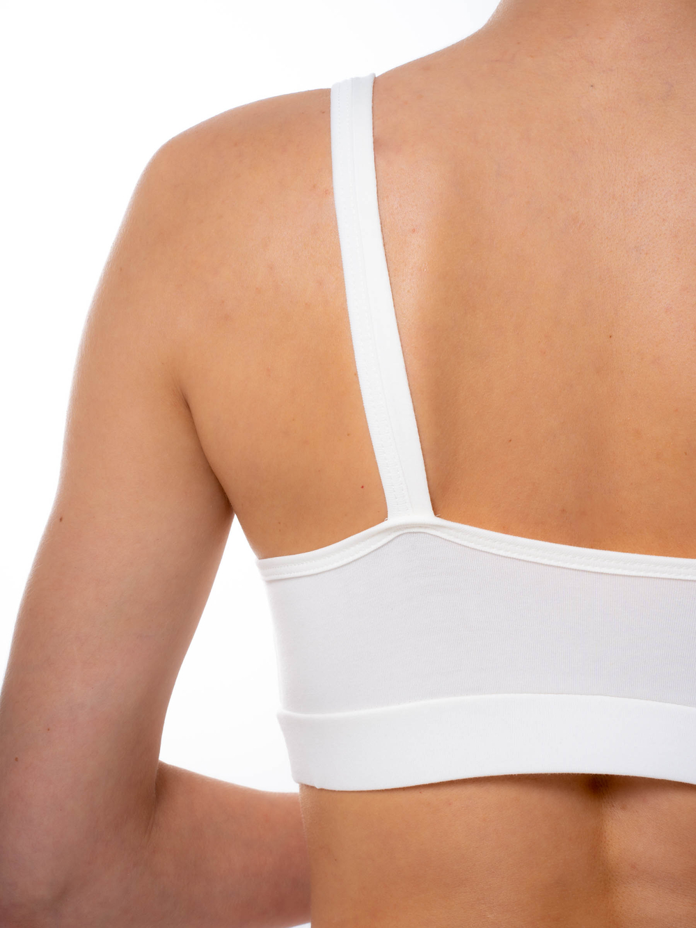 Топ на широких бретелях размер 44-48