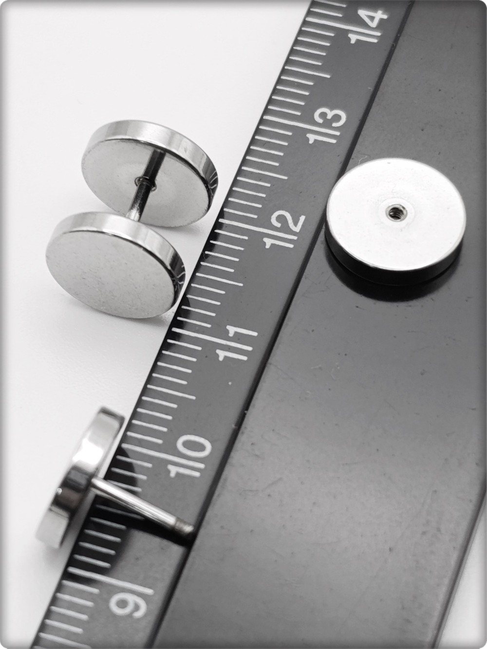 Плаги - обманки диаметр 10мм для пирсинга ушей (имитация тоннелей).