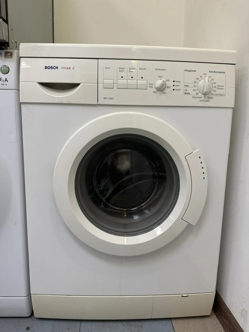 Cтиральная машина bosch wfc2060 фронтальная 4 кг до 1000 об/мин