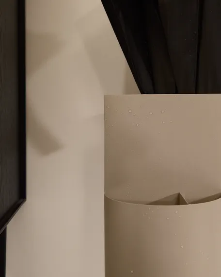 Подставка для зонтов Atin из бежевого металла