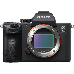 Полнокадровая камера Sony Alpha ILCE-7M3 Body