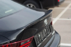 Спойлер крышки багажника Lexus IS