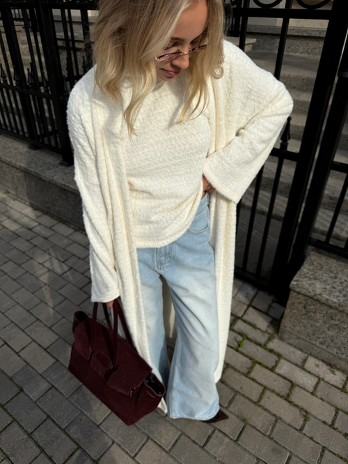 Блуза-Топ из пушистого трикотажа с горлом молочный