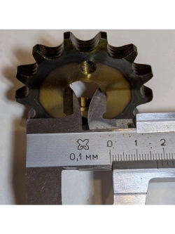 + - Звезда ведущая (428-13) 17мм для мопедов