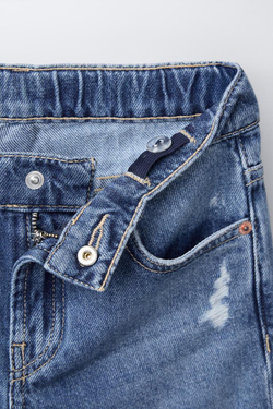 ZARA ДЖИНСОВЫЕ ШОРТЫ С ПРИНТОМ И НАДПИСЬЮ, СИНИЙ