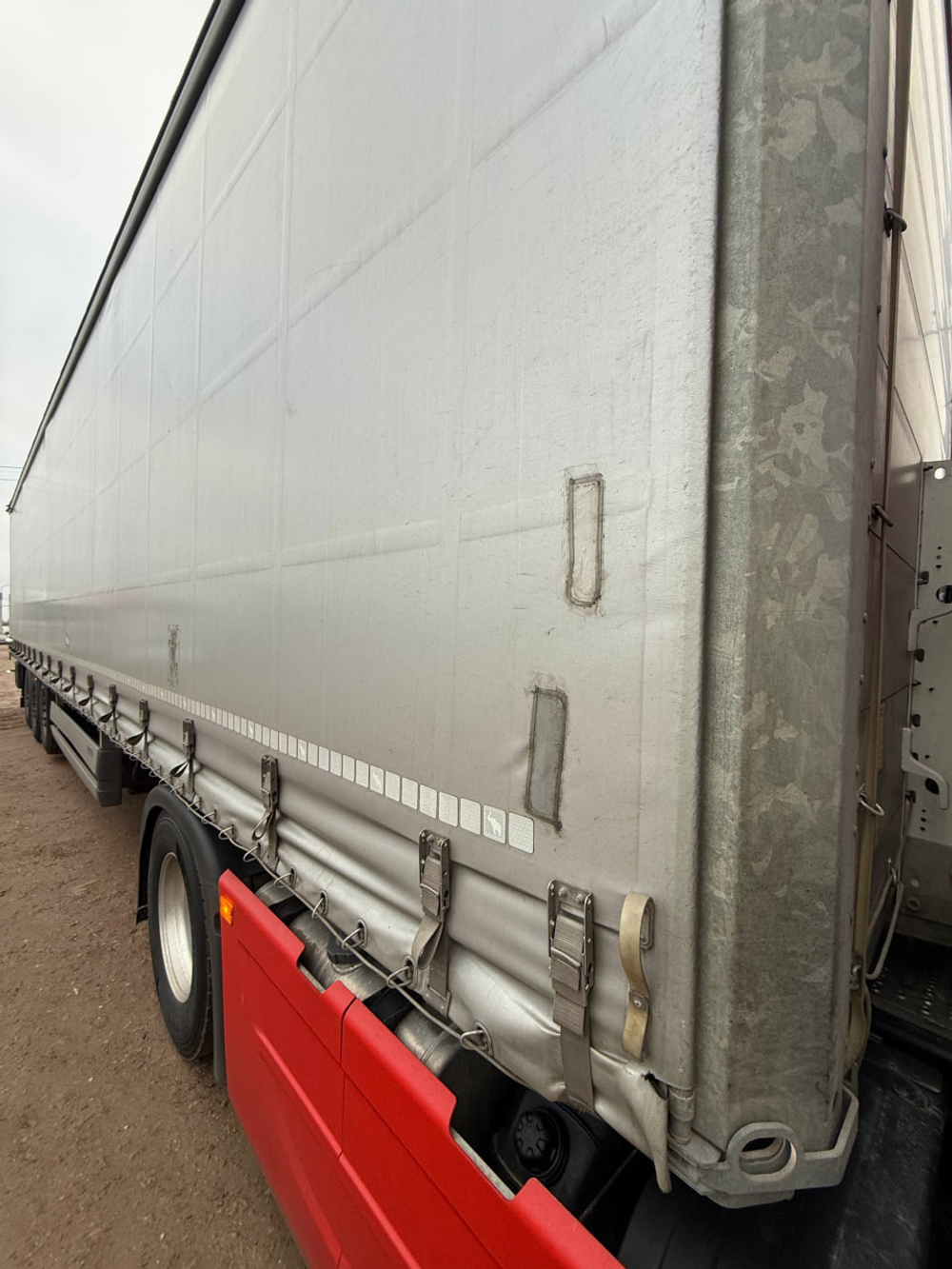 Schmitz Cargobull SCS Полуприцеп шторный SCS 24/L-13.62 EB (SCB S3T)