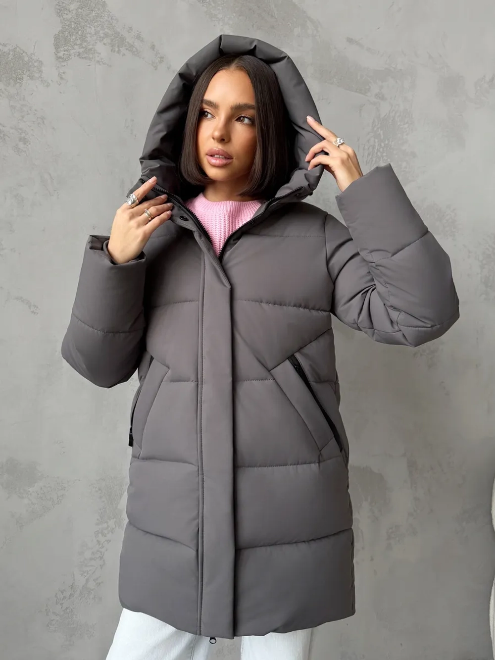 Куртка зимняя удлиненная с капюшоном