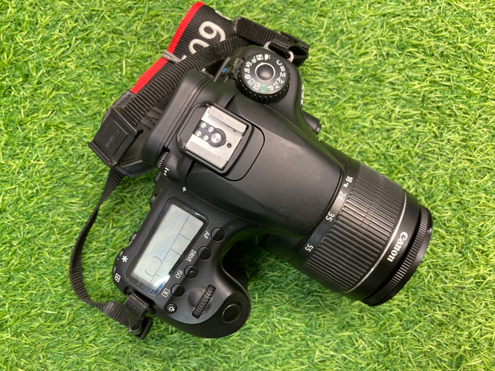 Canon EOS 60D Kit 18-55mm 18.000 кадров