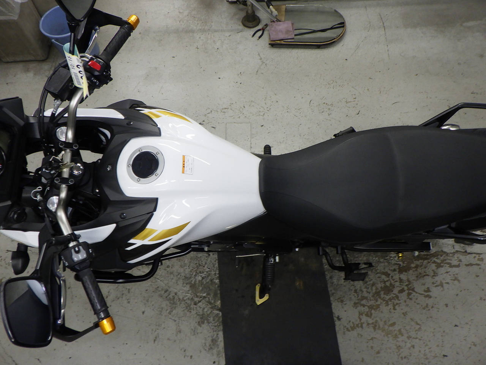 Suzuki V-Strom DL650XTA 051947