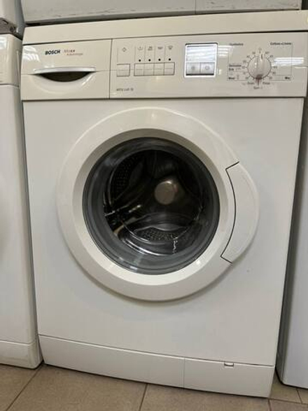Стиральная машина Bosch WFCX2460OE б/у фронтальная 4.5 кг до 1200 об/мин