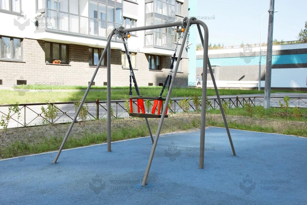 Качели металлические простые с местом для 1 подвеса