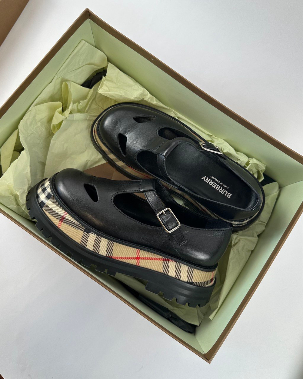 Сандалии Burberry