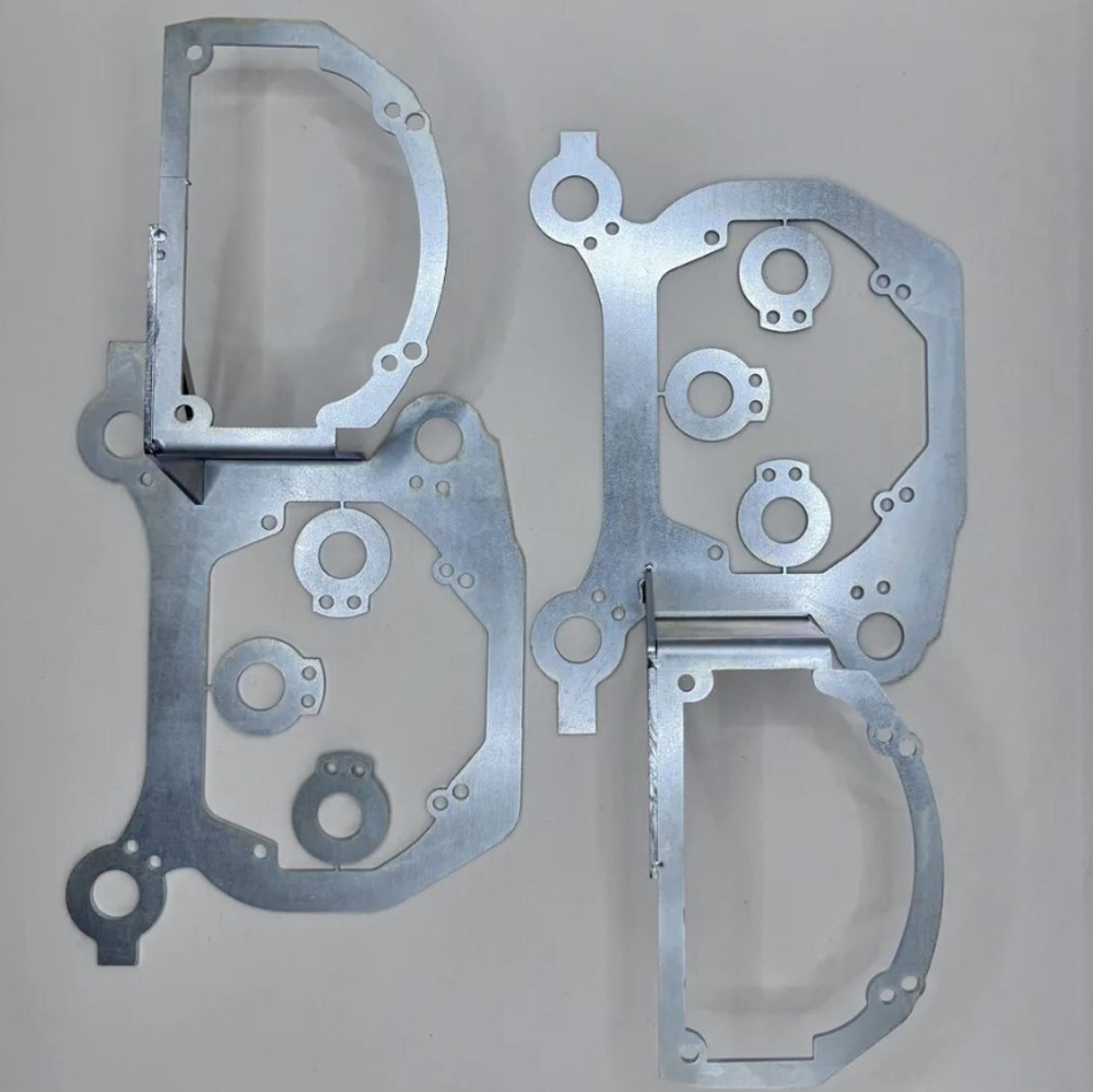 BMW 5 F10 (2009-2013) переходные рамки для установки 4 линз (комплект, 2шт)