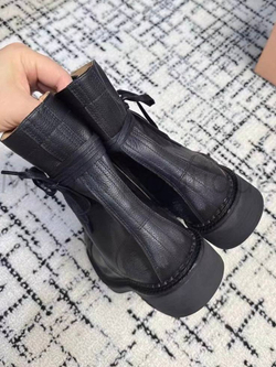 Женские сапоги Miu Miu в черном цвете