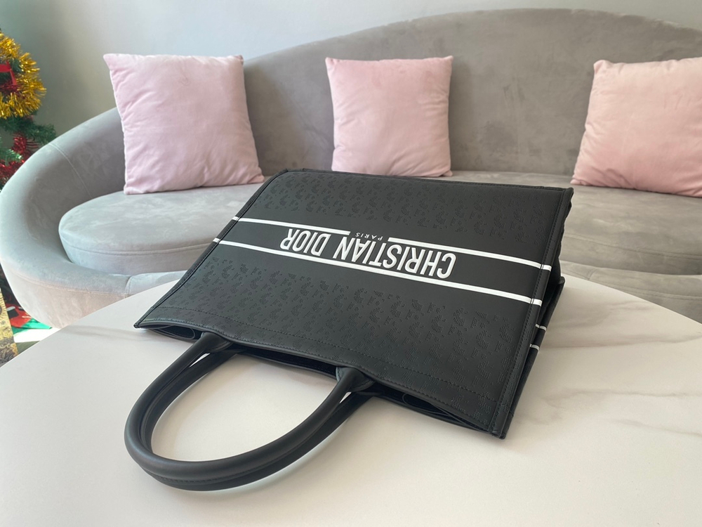 Christian Dior Book Tote 42 cm